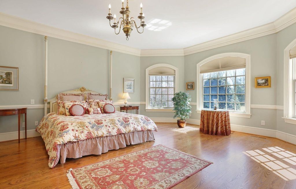 Timeless Luxury Grand Elegance in Indian Springs Virginia Offered at 2.495 Million 23