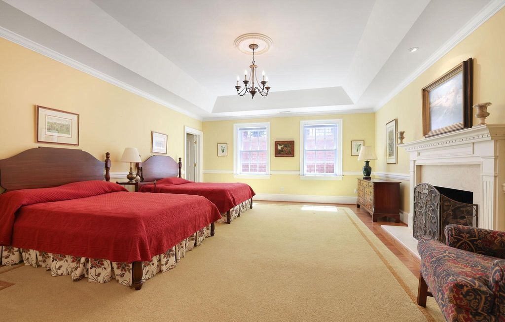 Timeless Luxury Grand Elegance in Indian Springs Virginia Offered at 2.495 Million 31