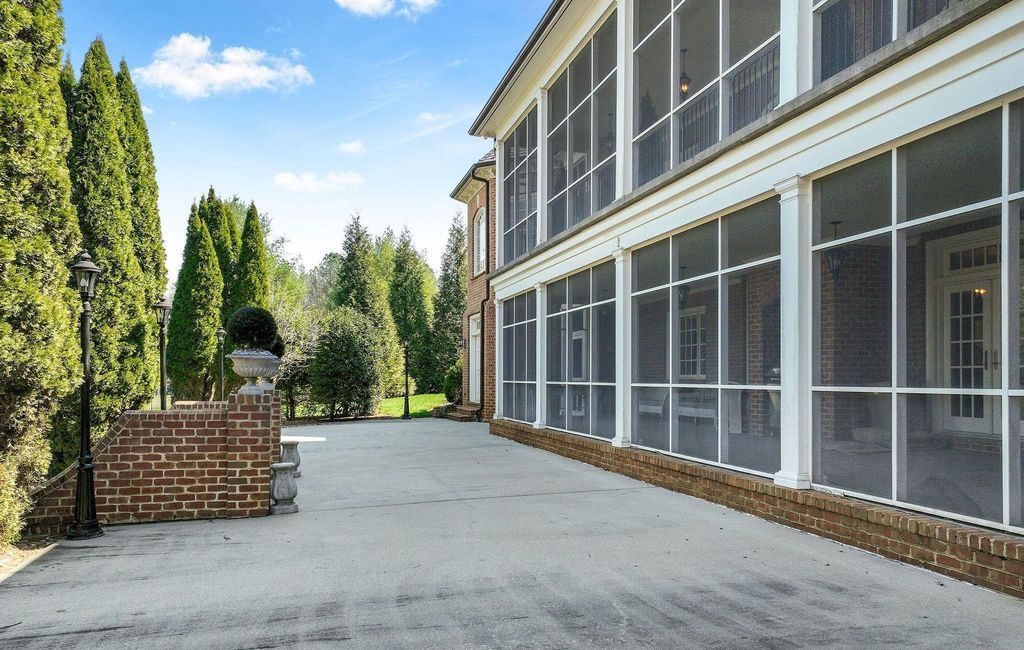 Timeless Luxury Grand Elegance in Indian Springs Virginia Offered at 2.495 Million 40