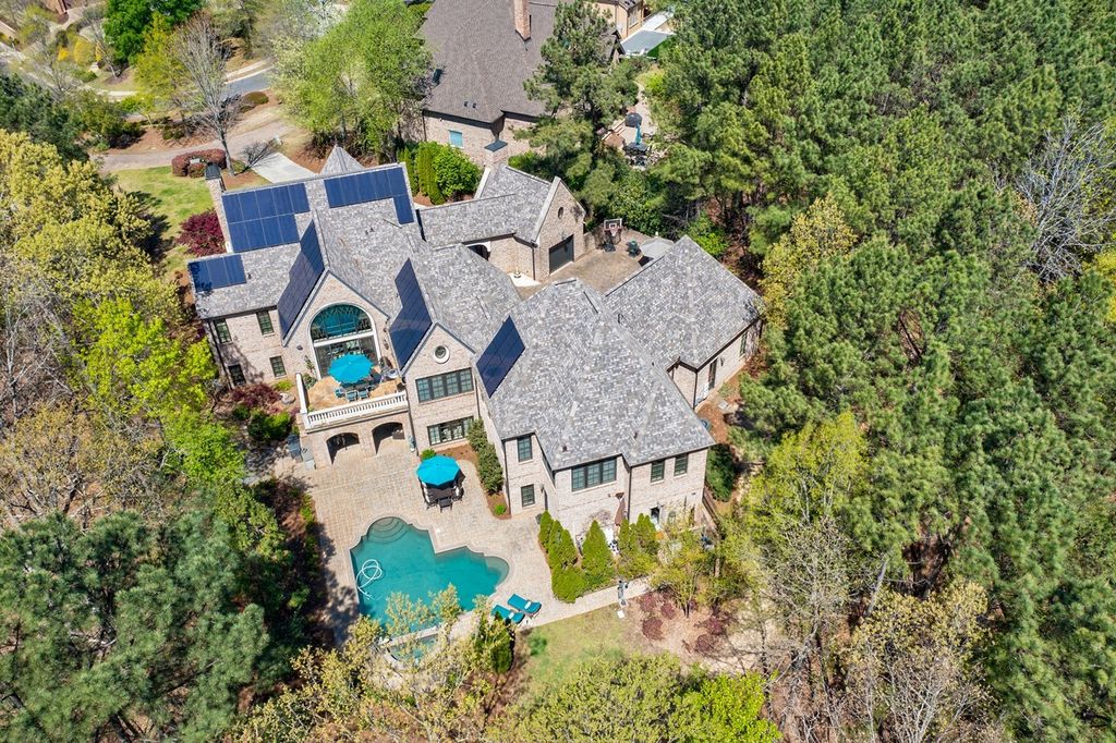 Unrivaled Architectural Marvel North Carolinas Finest Home Priced at 2.097 Million 10