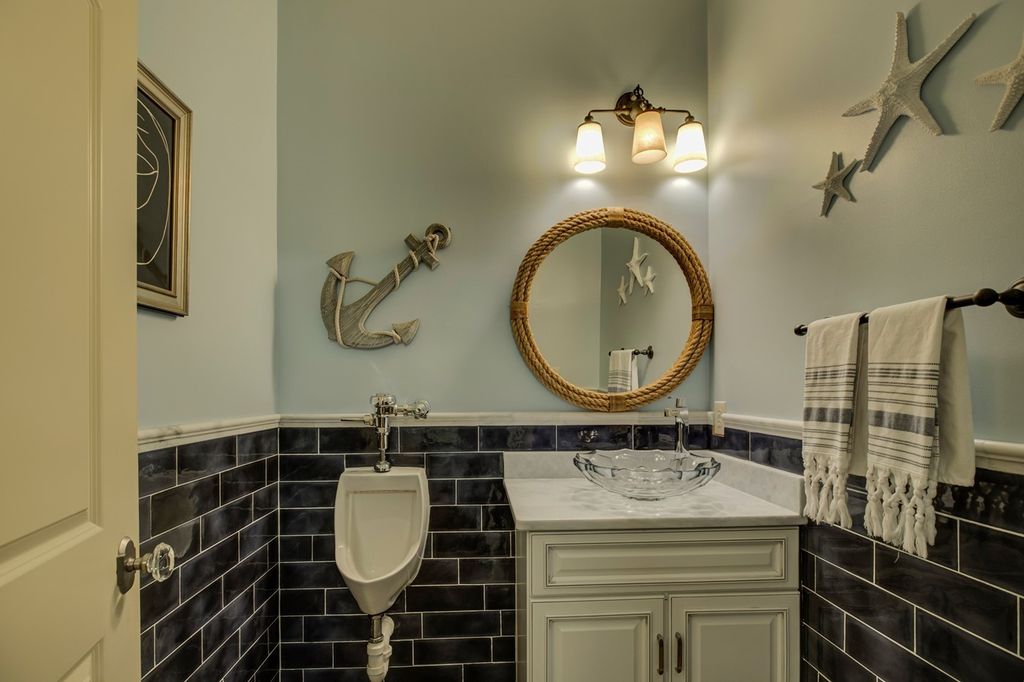 Unrivaled Architectural Marvel North Carolinas Finest Home Priced at 2.097 Million 11