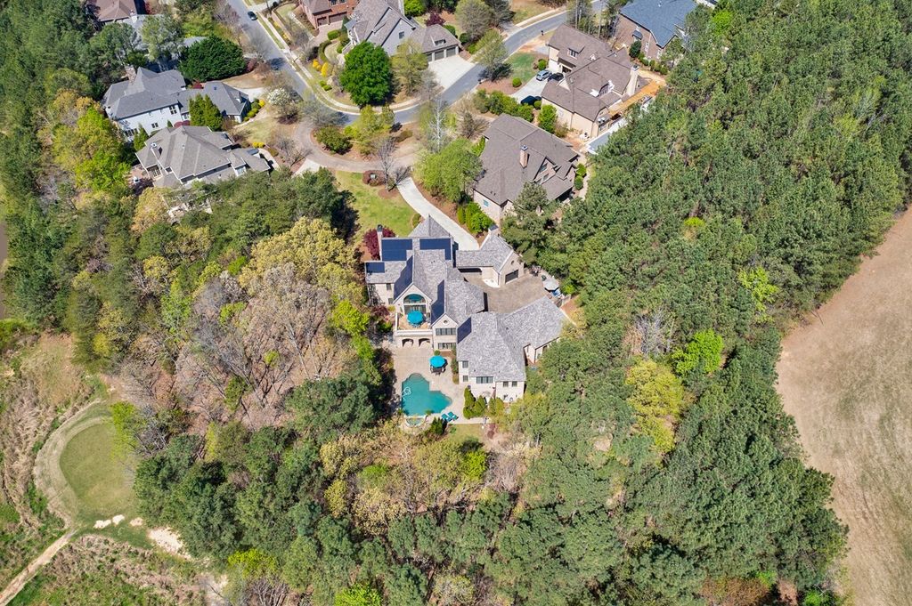 Unrivaled Architectural Marvel North Carolinas Finest Home Priced at 2.097 Million 3