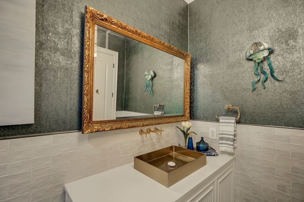 Unrivaled Architectural Marvel North Carolinas Finest Home Priced at 2.097 Million 39