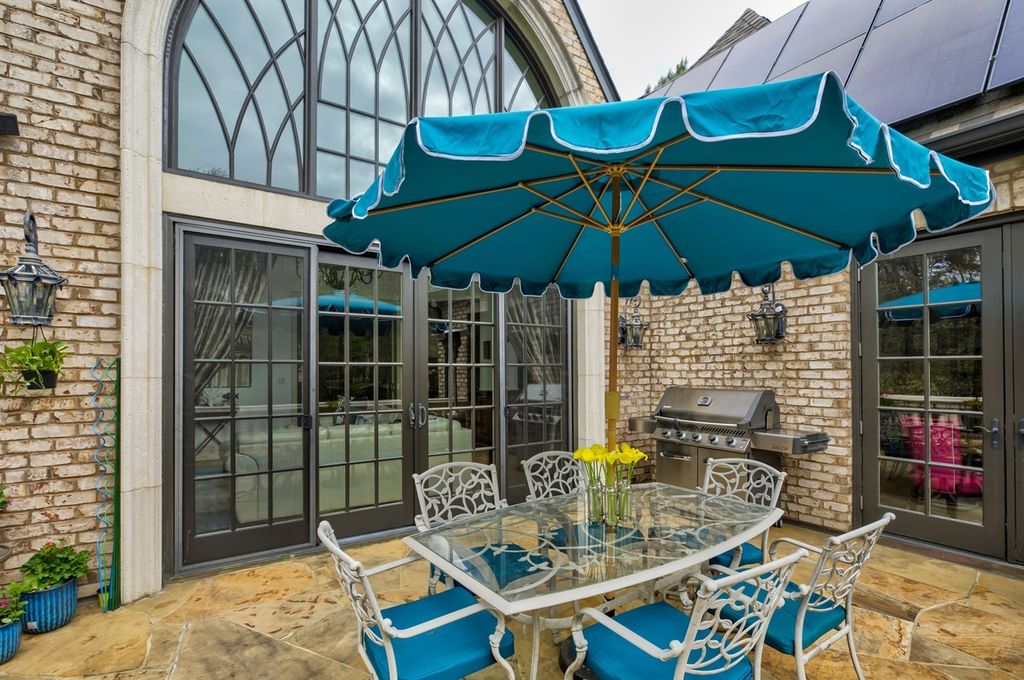 Unrivaled Architectural Marvel North Carolinas Finest Home Priced at 2.097 Million 74