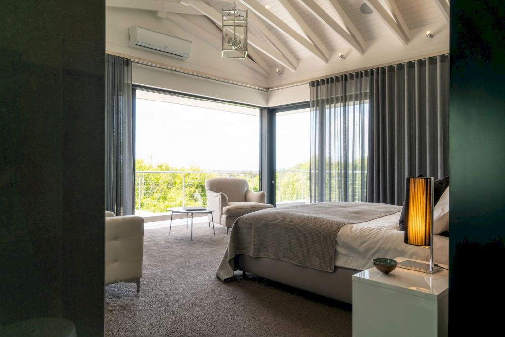 Welgedacht Villa, morden haven by Jenny Mills Architects