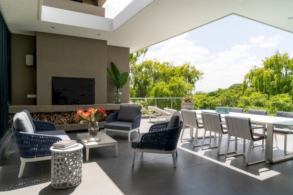 Welgedacht Villa, morden haven by Jenny Mills Architects