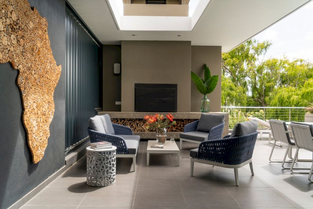 Welgedacht Villa, morden haven by Jenny Mills Architects