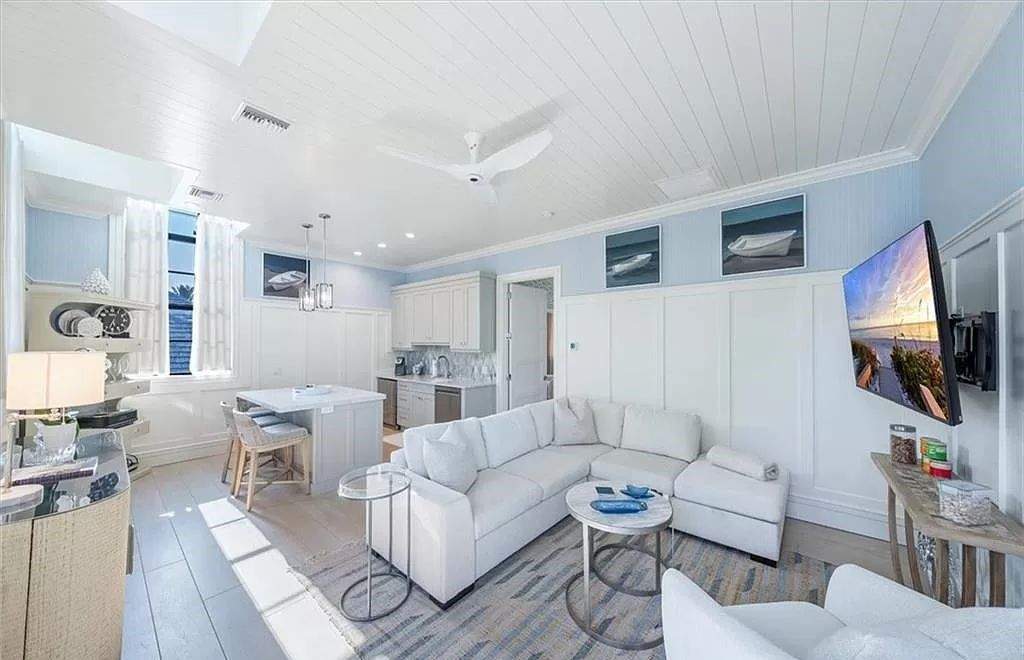 Welcome to 6536 Highcroft Drive in Quail West, Naples, Florida - a home where luxury meets comfort in every detail.