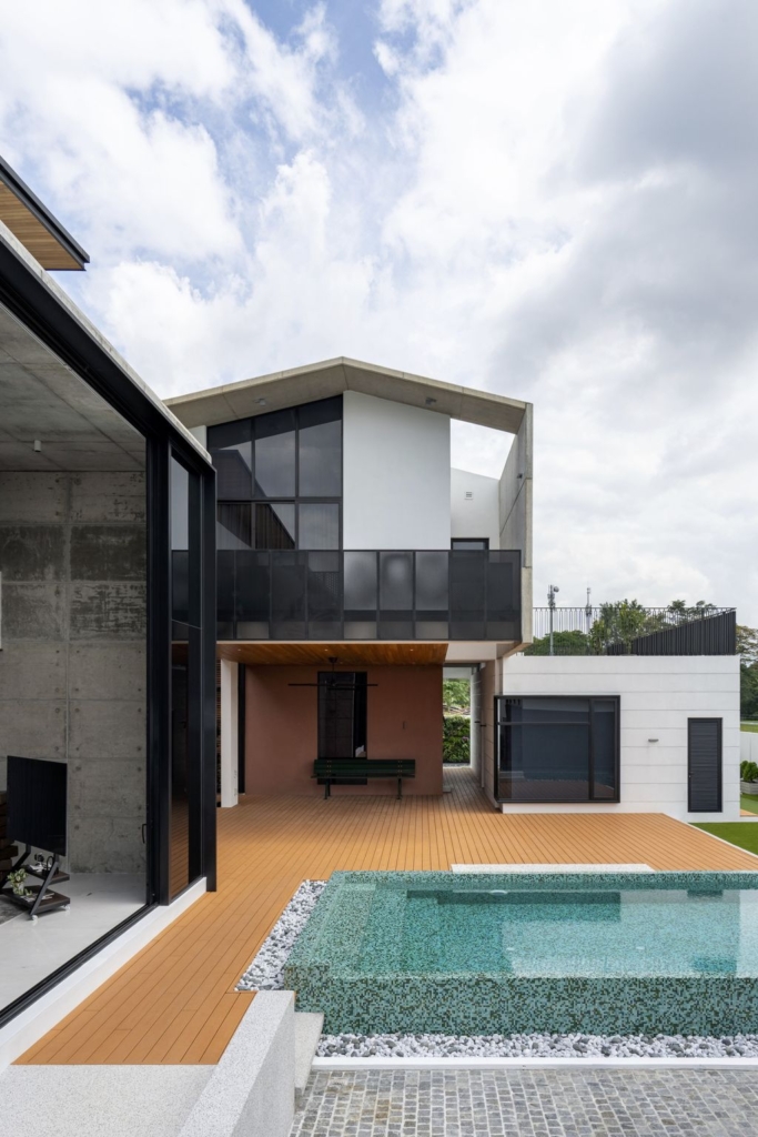 3 Juxta House Juxtaposition harmony by Kee Yen Architects 13