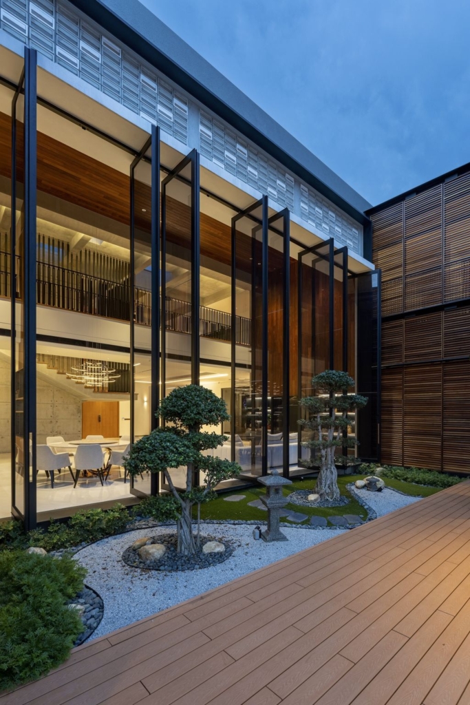 3 Juxta House Juxtaposition harmony by Kee Yen Architects 4