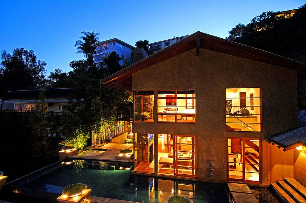 9342 Sierra Mar House designed by Whipple Russell Architects 22