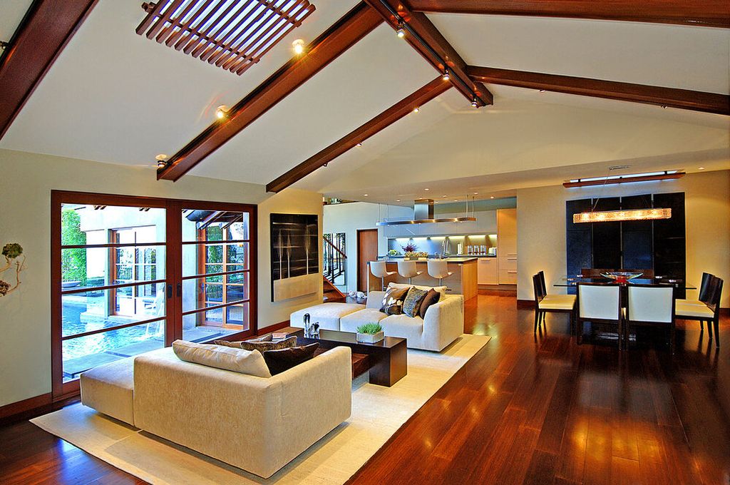9342 Sierra Mar House designed by Whipple Russell Architects