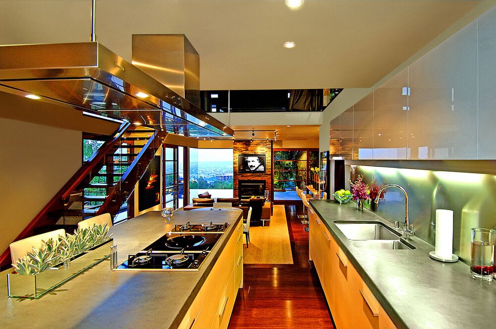 9342 Sierra Mar House designed by Whipple Russell Architects 7