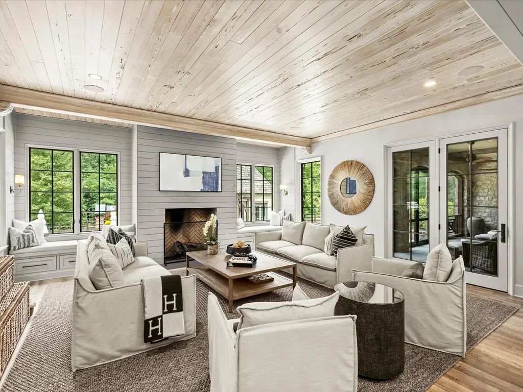 A Magnificent 4.5 Acre Gated Estate Redefining Luxury in North Carolina Listed at 12.5 Million 13