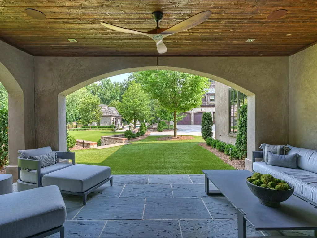 A Magnificent 4.5 Acre Gated Estate Redefining Luxury in North Carolina Listed at 12.5 Million 47