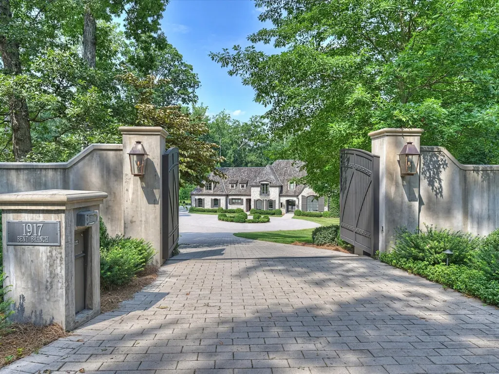 A Magnificent 4.5 Acre Gated Estate Redefining Luxury in North Carolina Listed at 12.5 Million 5