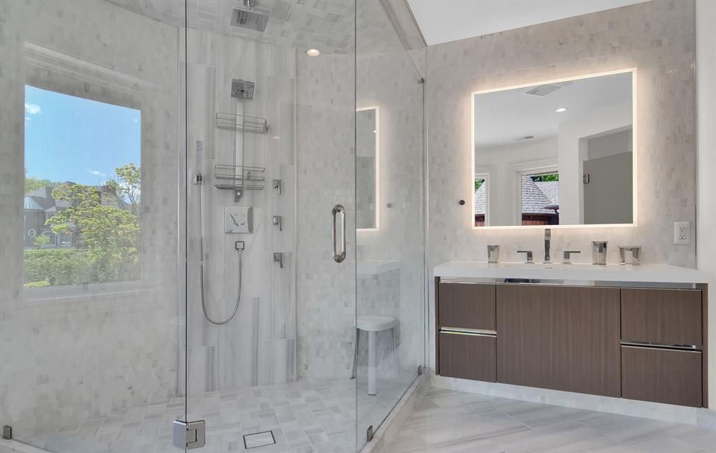 Captivating Michigan Residence Harmonizes Timeless Charm with Contemporary Luxury Listed at 4.29 Million 33