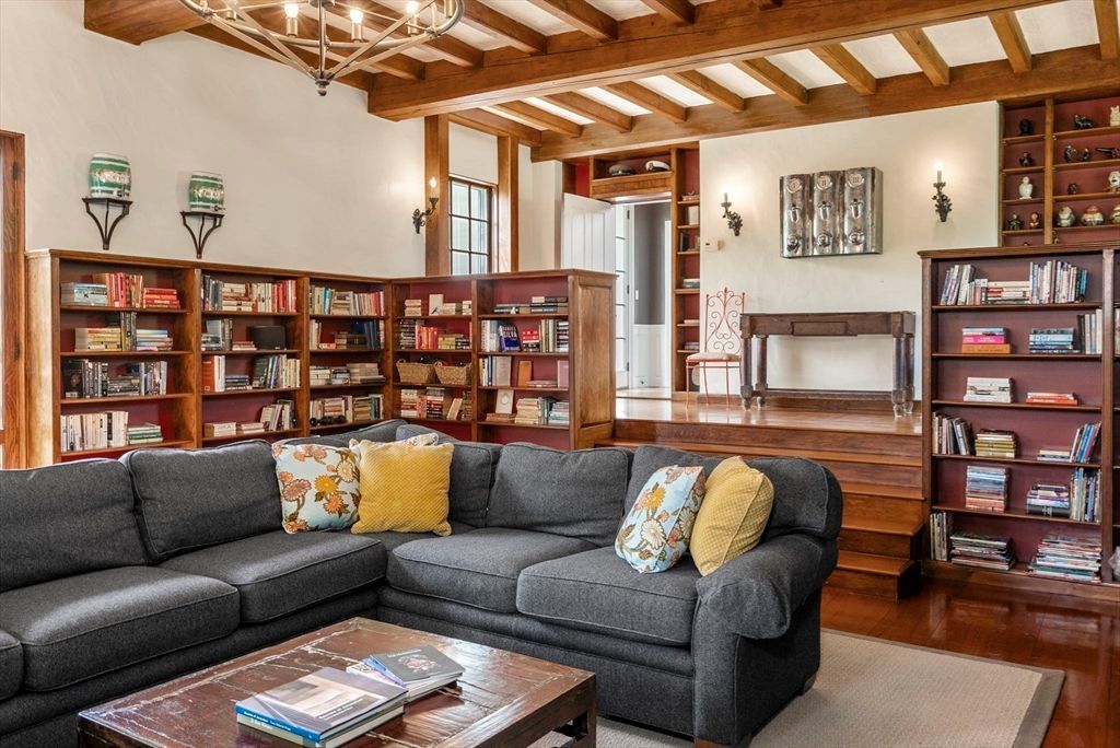 Charming 1810 Historic Home in Massachusetts Hits Market for 3.9 Million 12