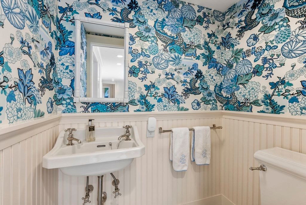 Charming 1810 Historic Home in Massachusetts Hits Market for 3.9 Million 20