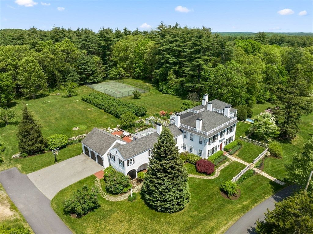 Charming 1810 Historic Home in Massachusetts Hits Market for 3.9 Million 39