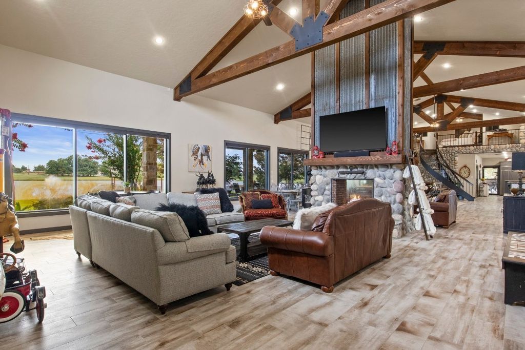 Discover East Texas Luxury Own the Prestigious KRB Ranch for 20 Million 20 1