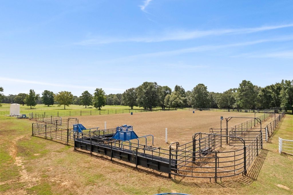 Discover East Texas Luxury Own the Prestigious KRB Ranch for 20 Million 31 1