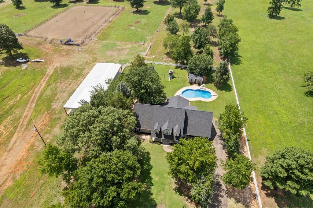 Discover East Texas Luxury Own the Prestigious KRB Ranch for 20 Million 33 1