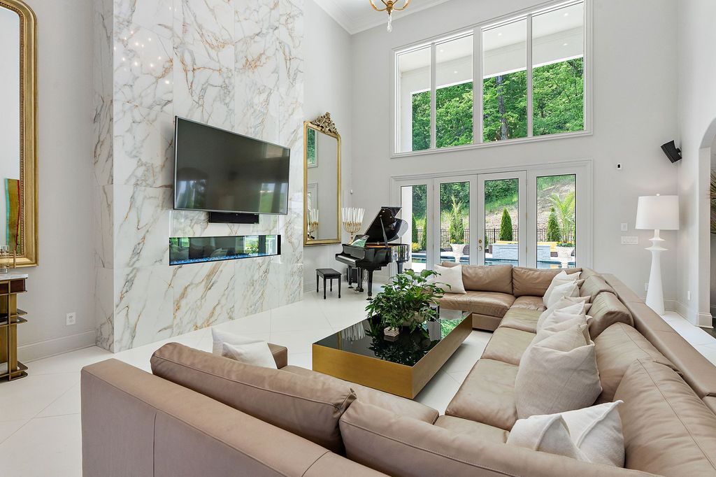 Embrace Luxury Stunning Nashville Residence Offered at 3399000 15