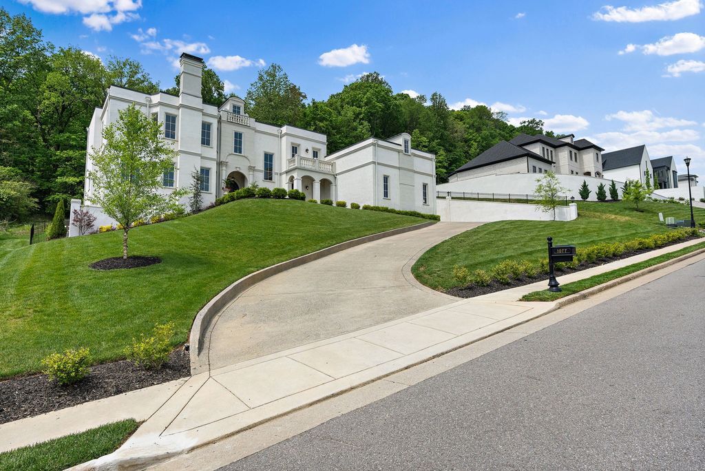 Embrace Luxury Stunning Nashville Residence Offered at 3399000 2