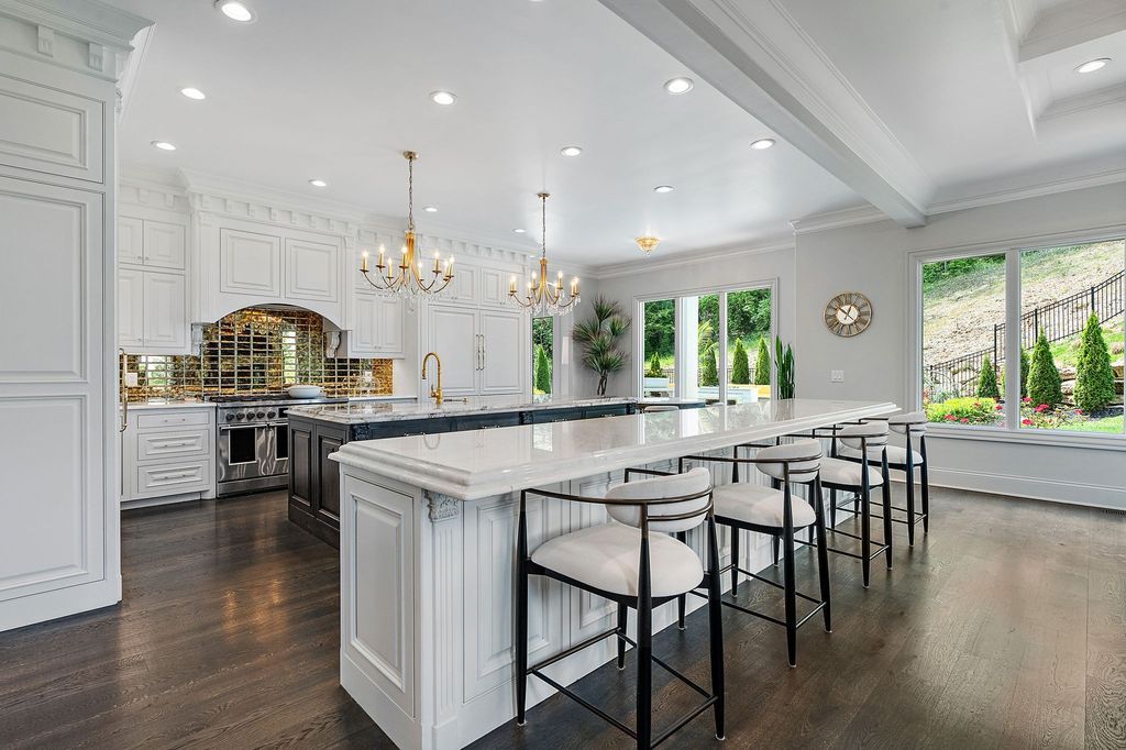 Embrace Luxury Stunning Nashville Residence Offered at 3399000 22