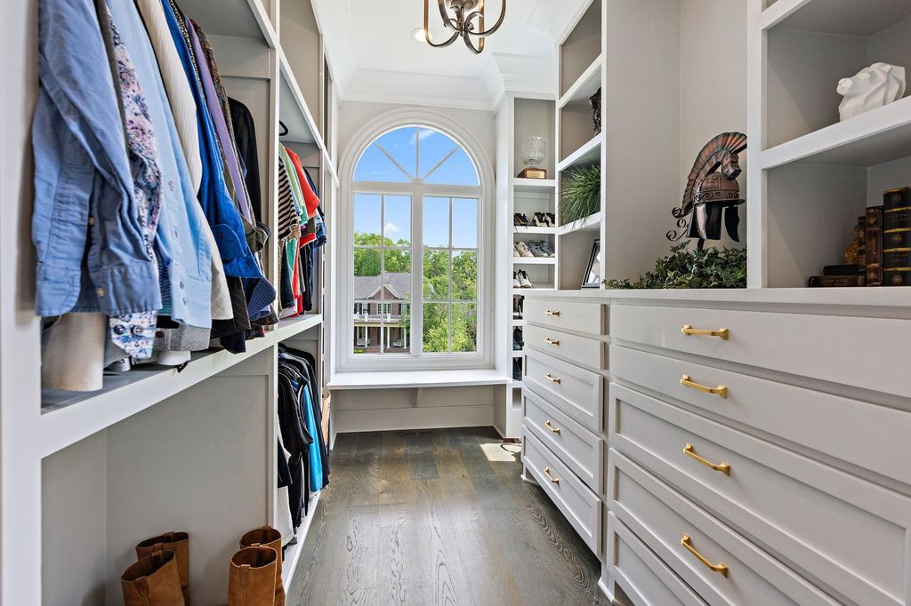 Embrace Luxury Stunning Nashville Residence Offered at 3399000 37