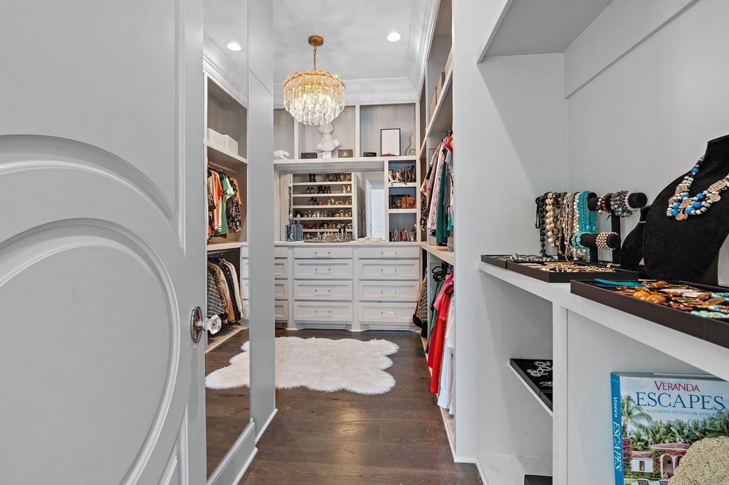 Embrace Luxury Stunning Nashville Residence Offered at 3399000 38