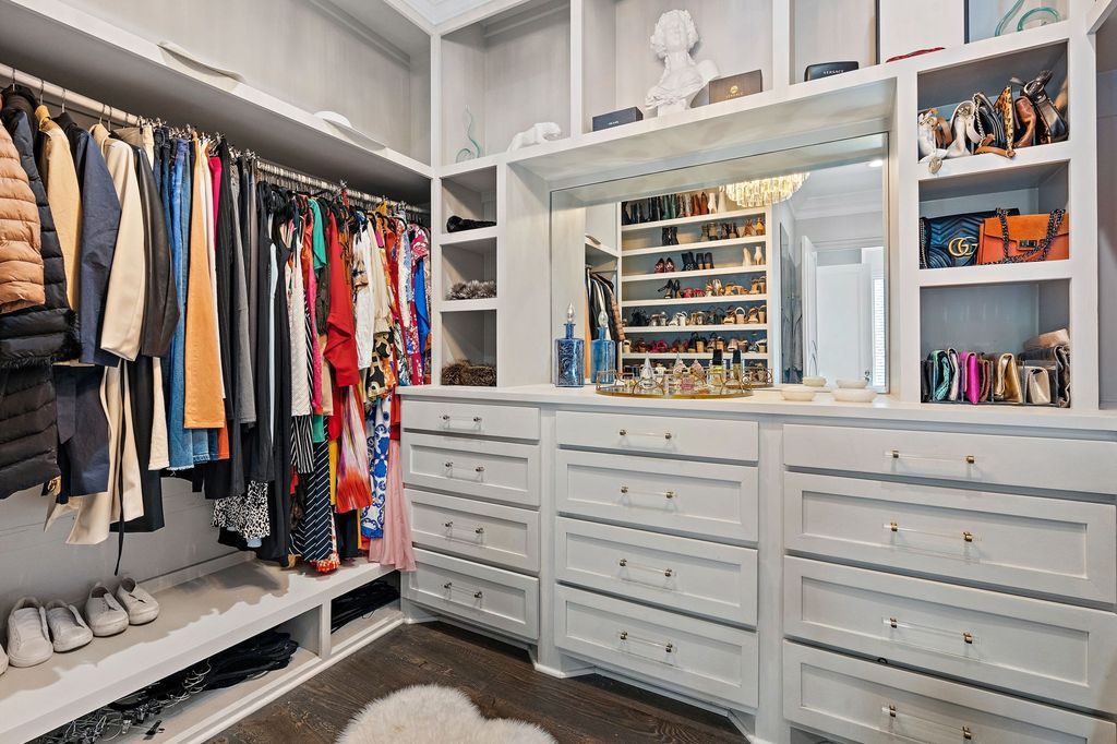 Embrace Luxury Stunning Nashville Residence Offered at 3399000 39