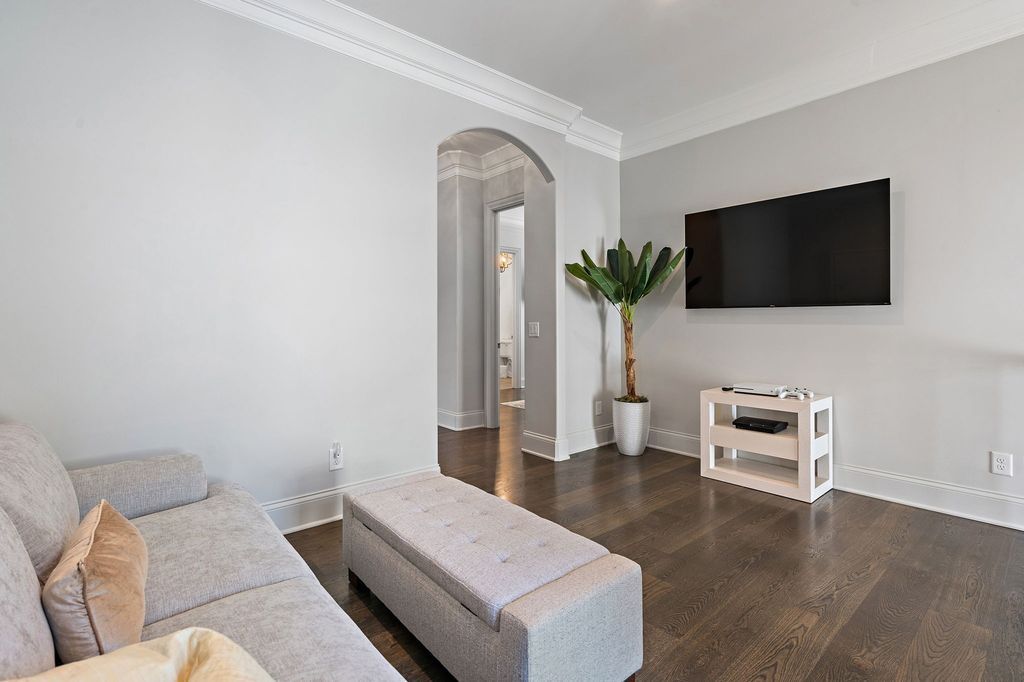 Embrace Luxury Stunning Nashville Residence Offered at 3399000 40