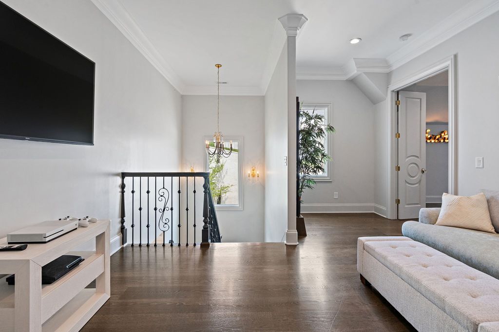 Embrace Luxury Stunning Nashville Residence Offered at 3399000 41