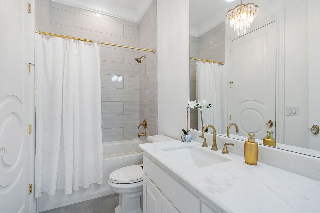 Embrace Luxury Stunning Nashville Residence Offered at 3399000 46