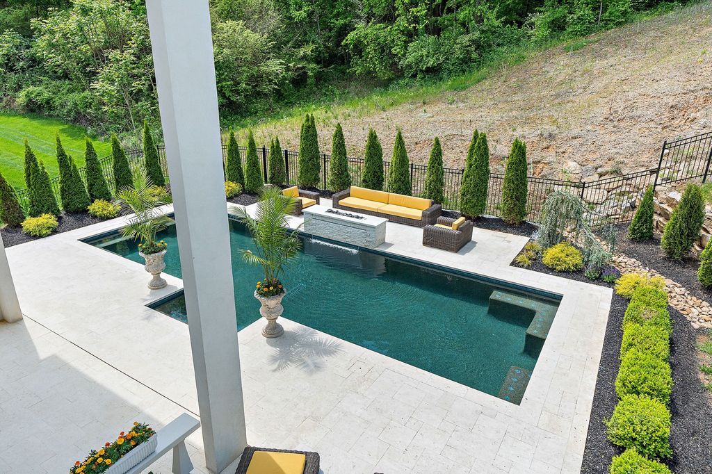 Embrace Luxury Stunning Nashville Residence Offered at 3399000 52