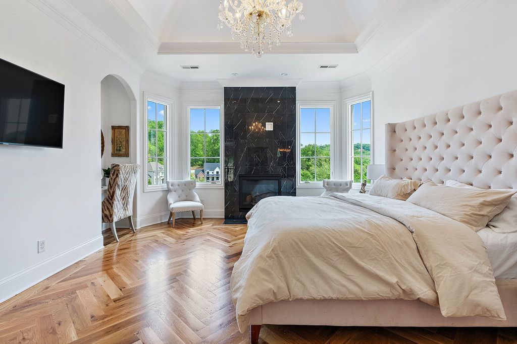 Embrace Luxury Stunning Nashville Residence Offered at 3399000 54
