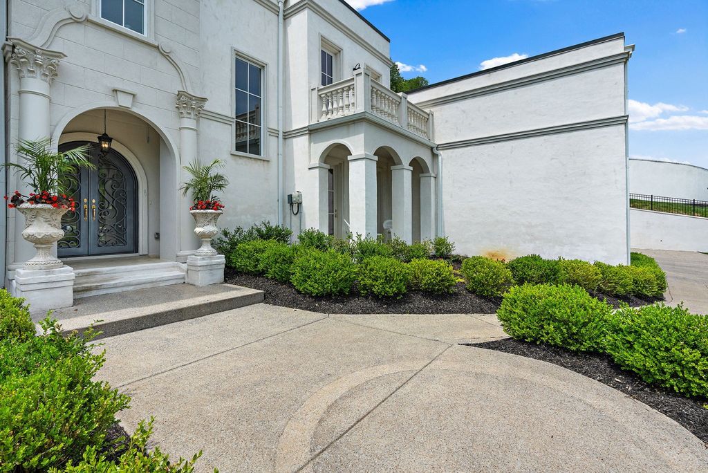 Embrace Luxury Stunning Nashville Residence Offered at 3399000 6