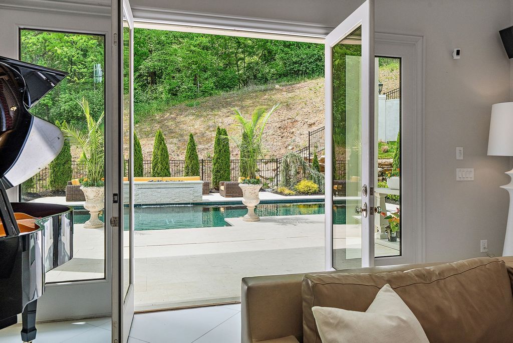 Embrace Luxury Stunning Nashville Residence Offered at 3399000 60