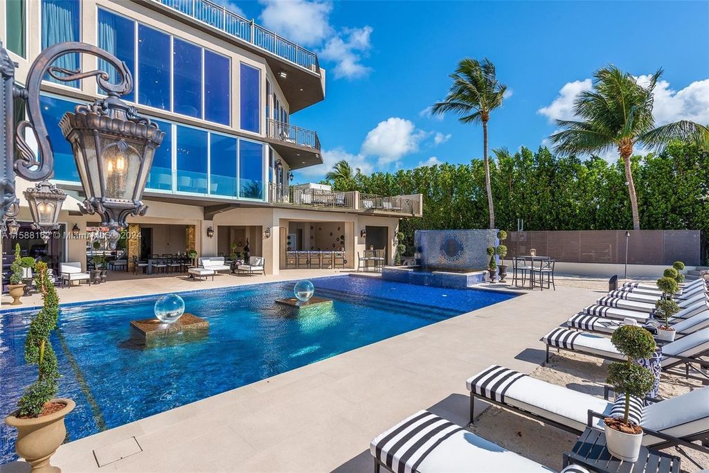 Experience unparalleled luxury at this prestigious oceanfront estate and private event venue in Islamorada, Florida Keys.