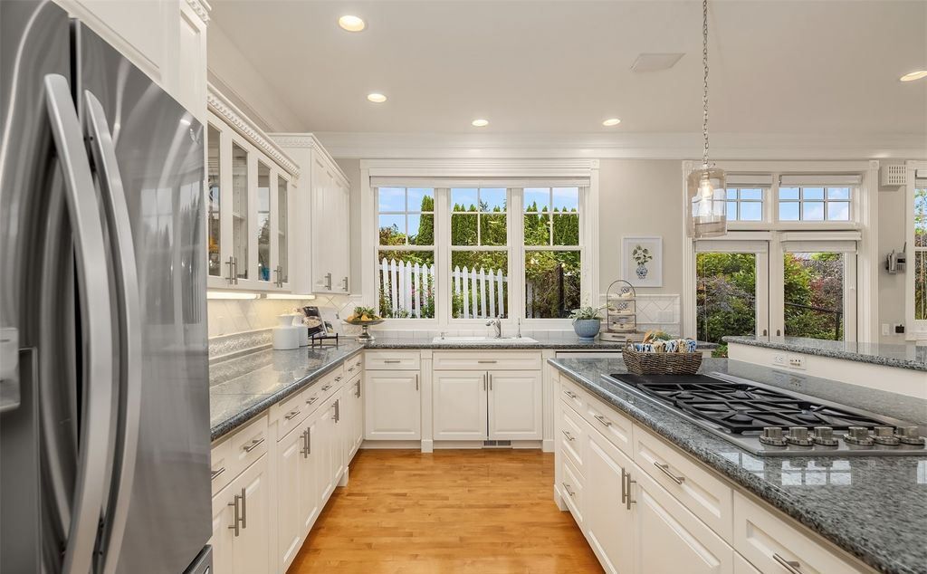Exquisite Estate Panoramic Vistas and Effortless Entertainment in Washington Offered at 16.75 Million 13