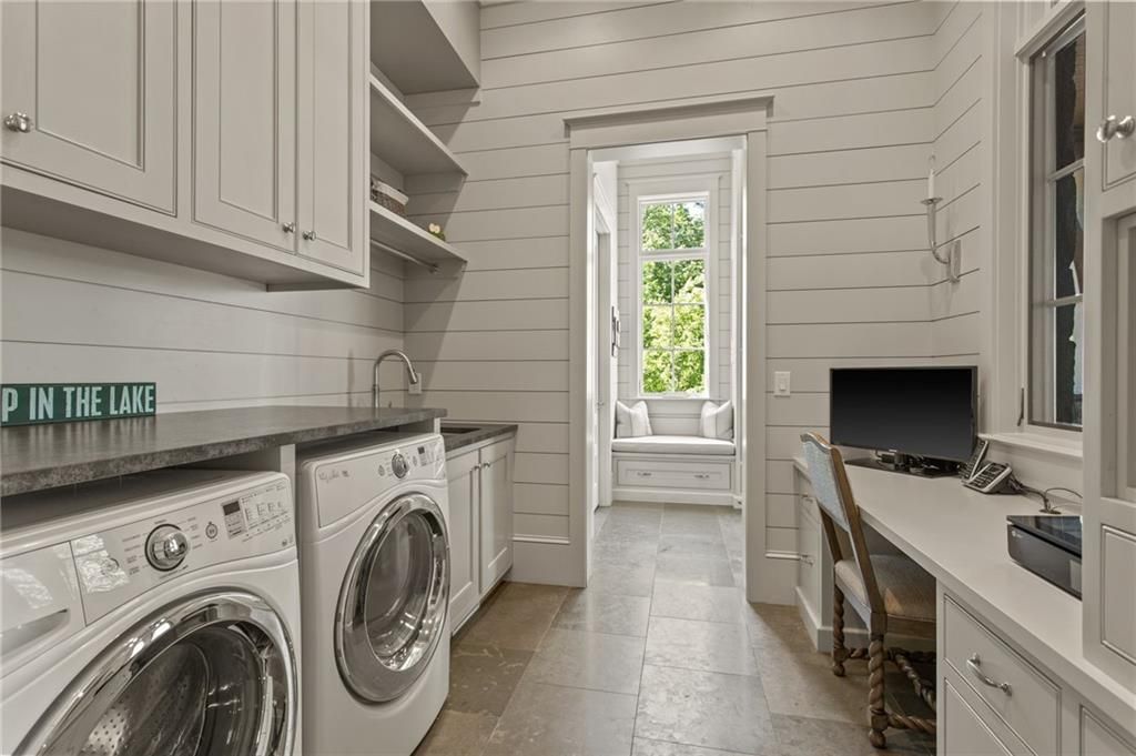 Extraordinary Views Stunning Architectural Masterpiece in South Carolina Listed for 12000682 16