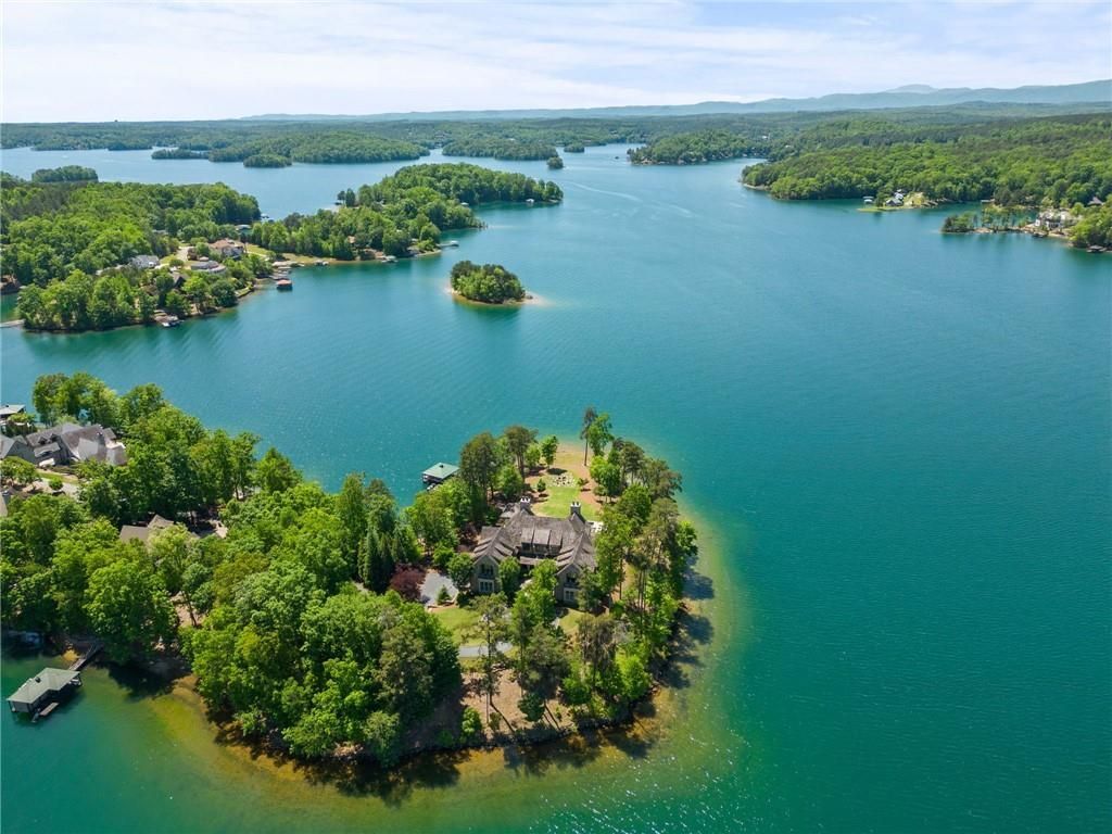Extraordinary Views Stunning Architectural Masterpiece in South Carolina Listed for 12000682 3