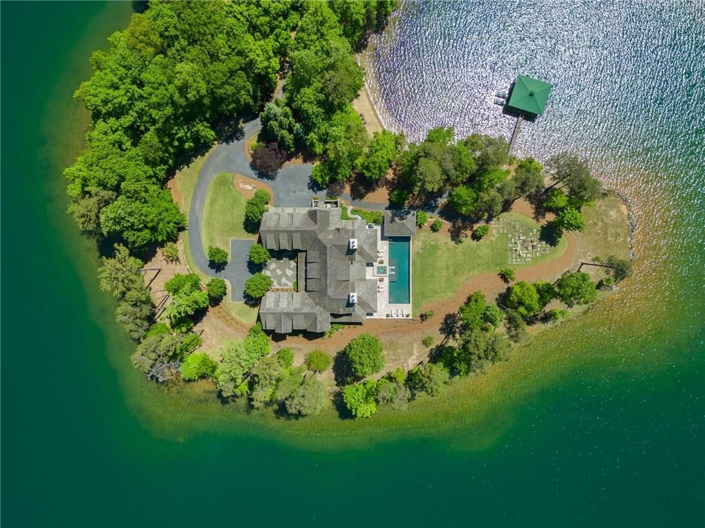 Extraordinary Views Stunning Architectural Masterpiece in South Carolina Listed for 12000682 44
