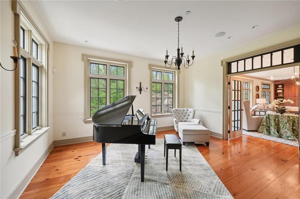Farview Manor A Luxurious Pennsylvania Estate for the Discerning Buyer Offered at 2.75 Million 12