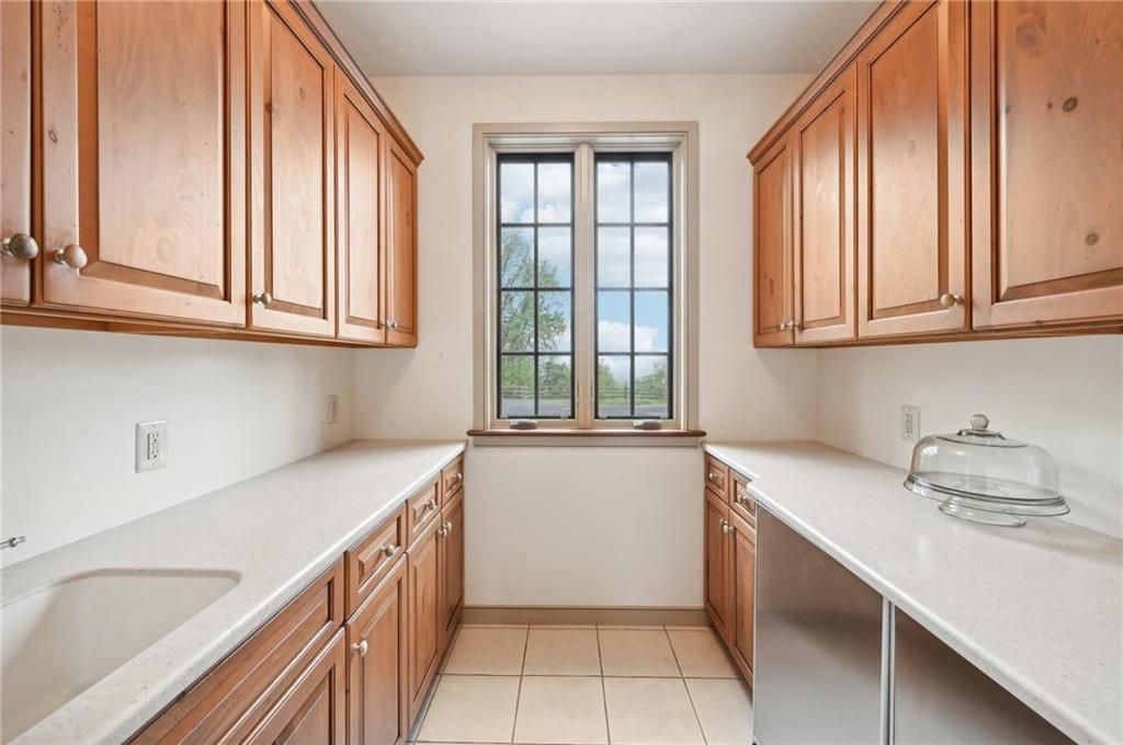 Farview Manor A Luxurious Pennsylvania Estate for the Discerning Buyer Offered at 2.75 Million 21