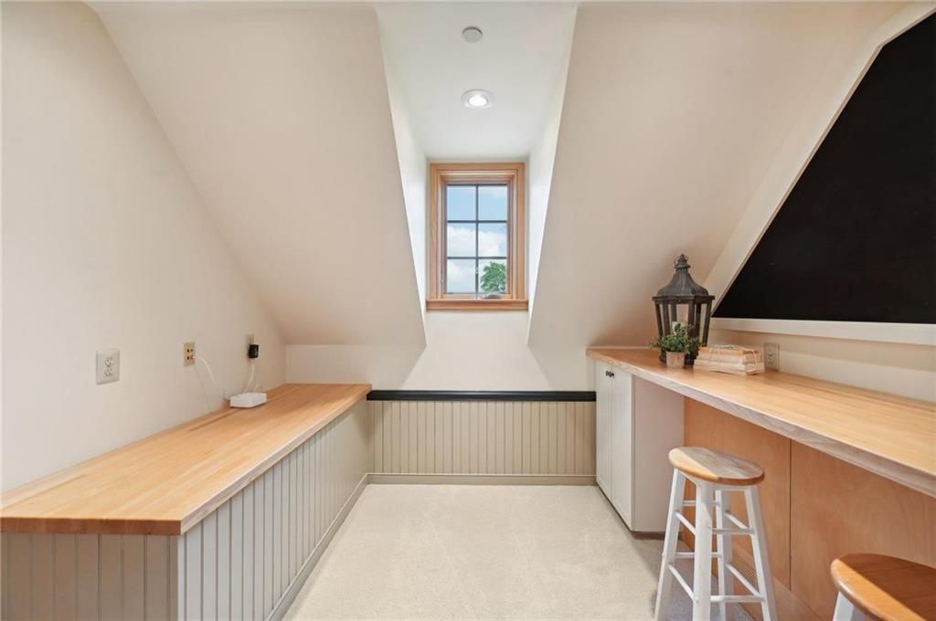 Farview Manor A Luxurious Pennsylvania Estate for the Discerning Buyer Offered at 2.75 Million 27