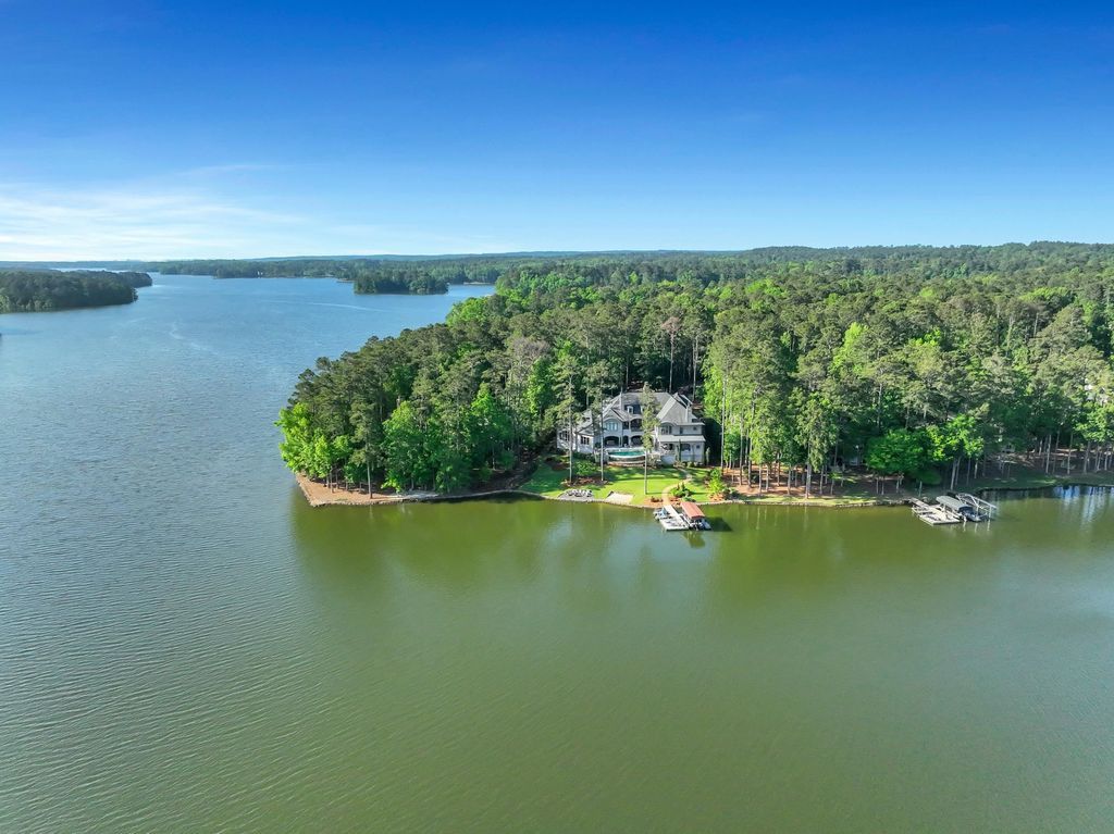 Indulge in Lakeside Luxury Magnificent Resort Style Estate in Georgia Hits Market for 10.2 Million 73