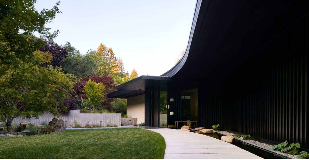 Kojima House a Modernized Retreat by SWATT PARTNERS 12
